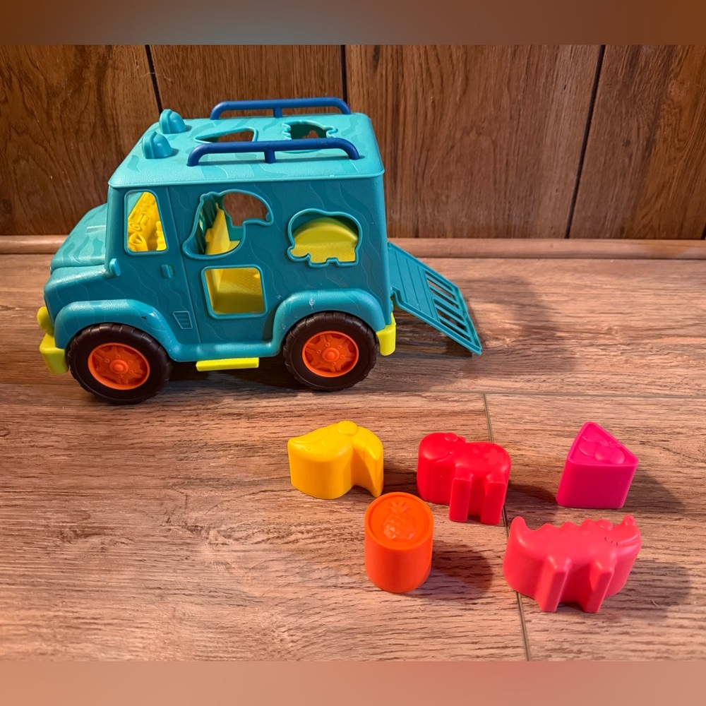 Colorful Shape Sorting Toy Truck